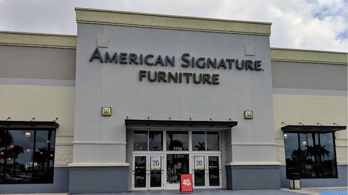American Signature Furniture, Muebleria en Miami